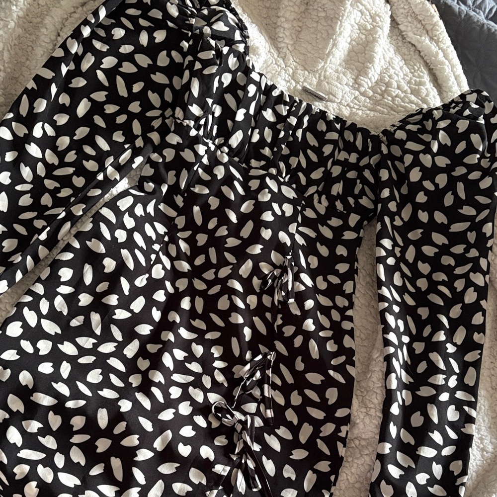 PrettyLittleThing Black and White Off-Shoulder Dress